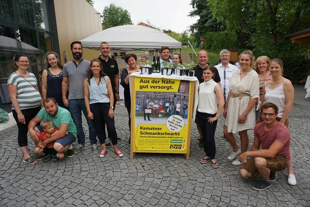 Direktvermarkter mit Vzbgm. Schiefermair und Bürgermeister Stadlbauer | Foto: ÖVP Kematen