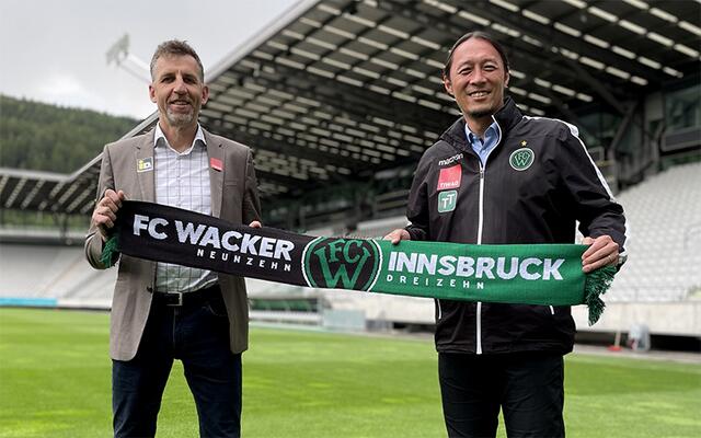 Alfred Hörtnagl und Masaki Moras, künftiger FC Wacker Innsbruck II Trainer