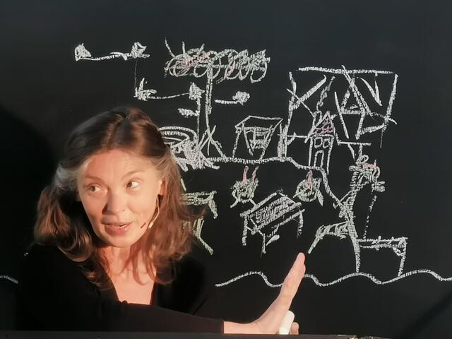 Jetzt wird's heiß - Elfriede Scharf | Foto: Hermine Arnold