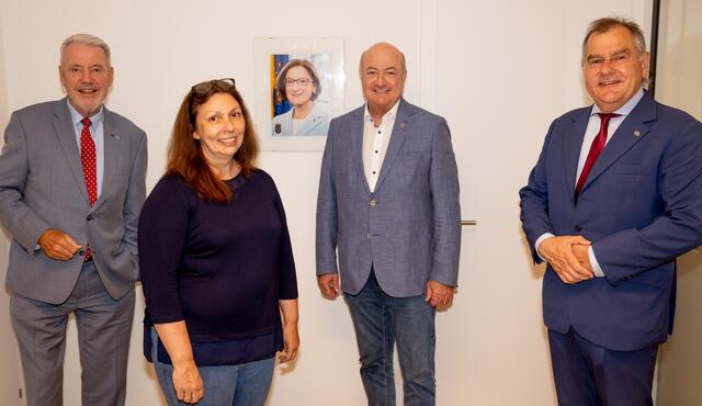 Bürgermeister Klaus Schneeberger, Stadtparteiobmann-Stellvertreterin Gerlinde Buchinger, Stadtparteiobmann Christian Stocker und Stadtparteiobmann-Stellvertreter Franz Dinhobl.