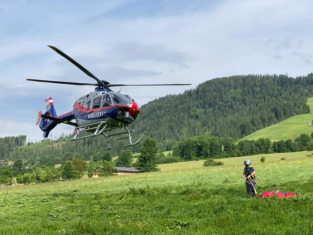 Bei einem Paragleitunfall in der Wildschönau verstarb ein 55-Jähriger.