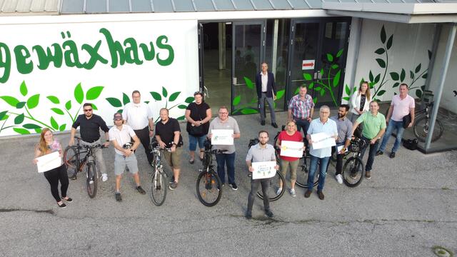 Die Gemeinde Ennsdorf beteiligt sich an der Aktion „GEHmeindeRADsitzung“ und setzt ein sichtbares Zeichen für den Klimaschutz. | Foto: Gemeinde Ennsdorf