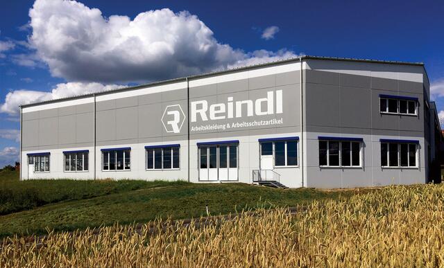 Die Unternehmensnachfolge beim Arbeitskleidung- und Arbeitsschutzhersteller Reindl ist gesichert. | Foto: Reindl