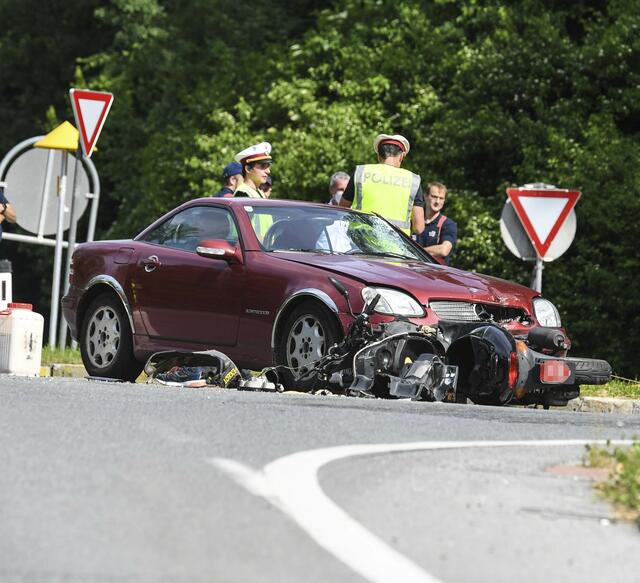 Bei der Kreuzung Götzner Straße/Völser Straße kam es zum Zusammenstoß. | Foto: zeitungsfoto.at