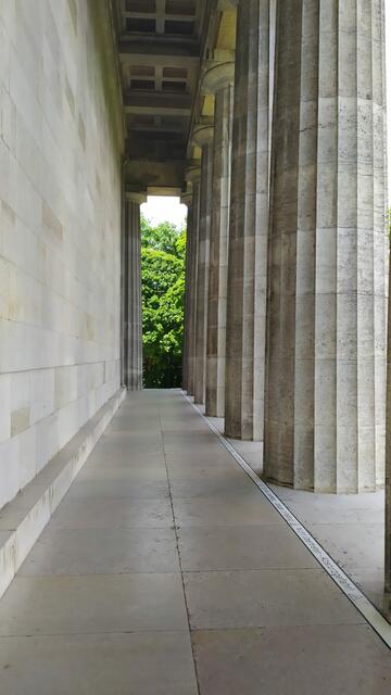 In der Gedenkstätte Walhalla in Donaustauf | Foto: Aina Geber