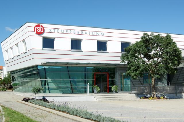 Seit mehr als zehn Jahren legt die RSB Steuerberatungs GmbH viel Wert auf die Zufriedenheit der Kunden und Mitarbeiter.