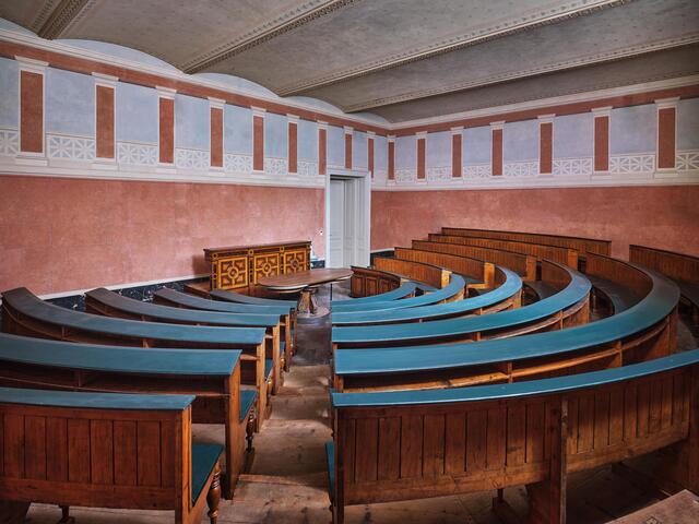 Der Anatomiesaal: Hier wurde die ursprüngliche Wandbemalung wieder hergestellt.