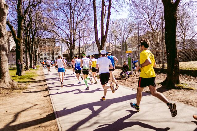 Beim 32. Halbmarathon Graz wird entlang der Mur mit Abstand in die Laufsaison 2021 gelaufen.