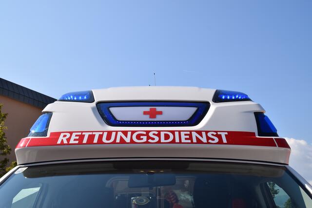 Die Frau aus Wolfsberg wurde bei dem Zusammenstoß mit dem Radfahrer schwer verletzt.