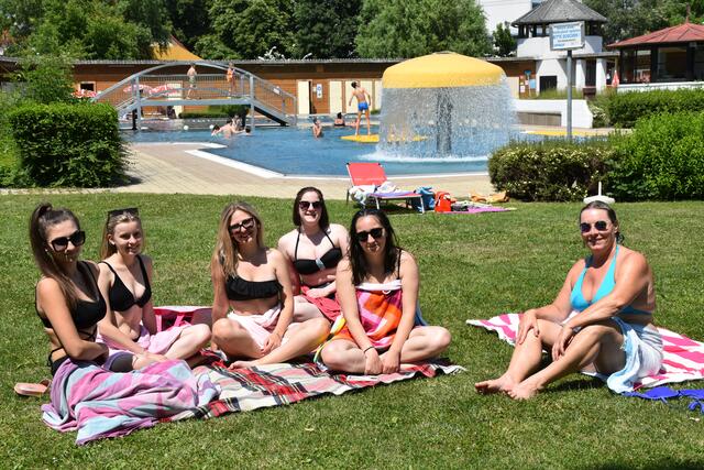 Im Sommer bietet das Freibad Oberwart Abkühlung.