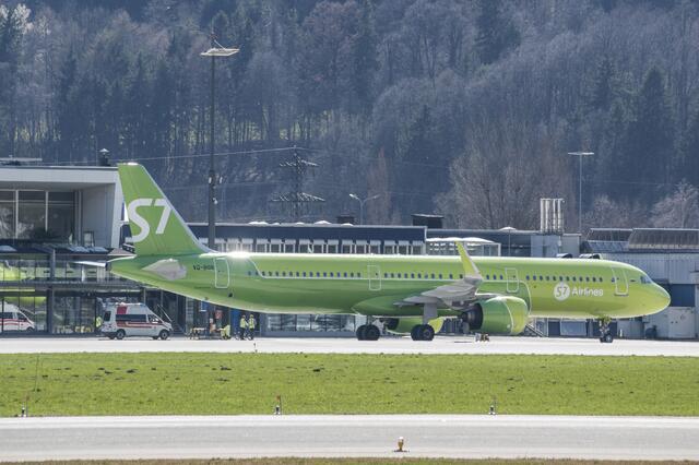 Erfolgreicher Auftakt für die Sommersaison am Innsbrucker Flughafen. | Foto: zeitungsfoto.at