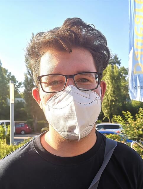 Ich mag die Parkanlage und das nette Panorama hier im Bad, die hübschen Damen ebenso. Marcel Föhnwalter, Krems 