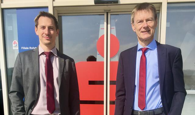 Leitungswechsel: Alois Huber (r.) mit seinem Nachfolger Matthias Grabner.