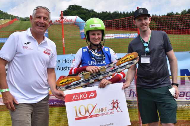 ASKÖ Burgenland gratulierte ebenfalls: Andreas Ponic, Kristin Posch und Thomas Auer (SZ Rettenbach) | Foto: Michael Strini