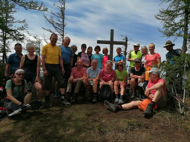 Eifrige Teilnehmer: Der AV Grieskirchen bei der ersten Bergtour 2021. | Foto: AV Grieskirchen