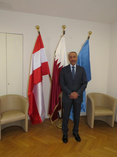 Dem Sultan Salmeen Almansouri, der Botschafter von Katar, sind die Familie und die Entwicklung in Katar wichtig.