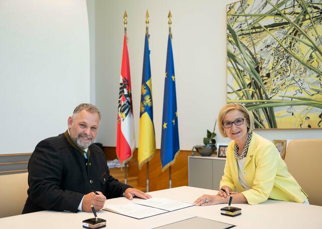 Vizebürgermeister Martin Sedelmaier und Landeshauptfrau Johanna Mikl-Leitner
 | Foto: NLK Schaler