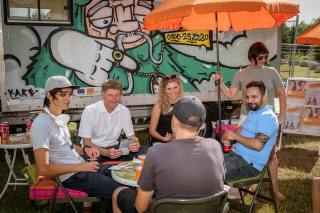 Auftaktveranstaltung mit den Jugendcoaches und Jugendreferent Gerhard Kroiß (2.v.l.). | Foto: RENE HAUSER