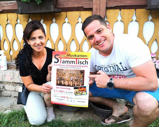 Dani Arslan und Max Pöttschacher freuen sich auf die Gruppe von Sixpack. | Foto: Andreas Feiler