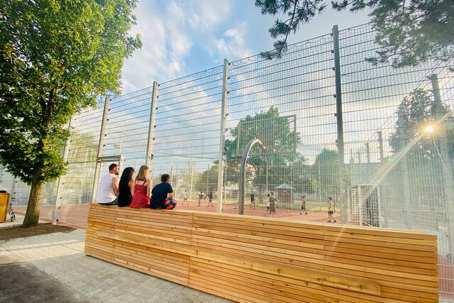 Der neue Ballspielplatz bietet nicht nur Spaß, sondern auch eine geringere Lärmbelastung für die Anrainer. | Foto: BV23/Genitheim