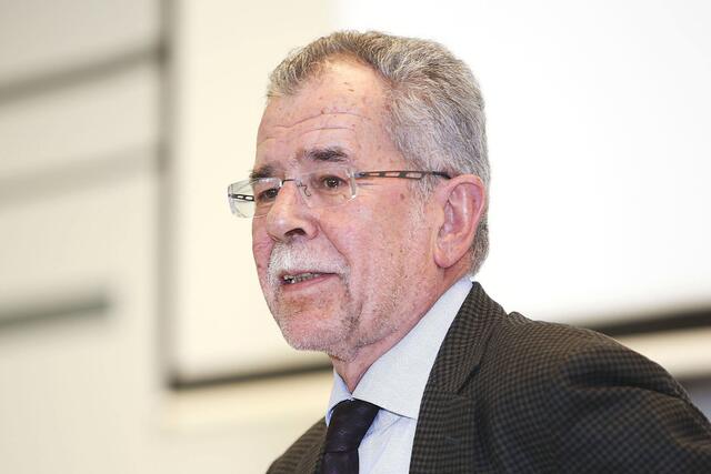 Bundespräsident Alexander Van der Bellen muss über weitere Schritte in der Causa entscheiden. | Foto: Helmut Wallner