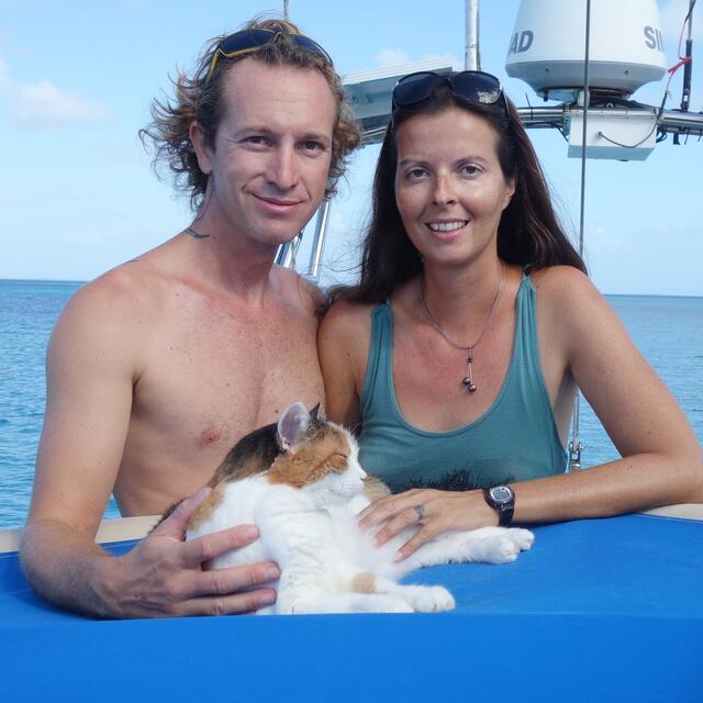 Christian Feldbauer und Birgit Hackl sind seit zehn Jahren mit dem Segelboot unterwegs.  | Foto: Hackl