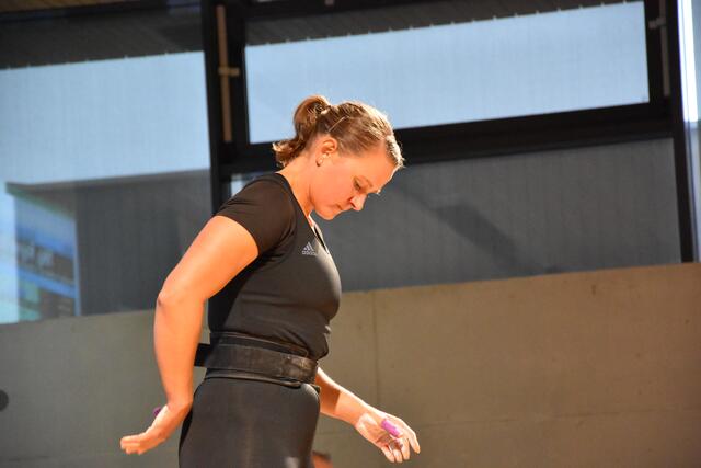 Flora Regner (Barbell Tribe Graz)

Foto: Conny Högg