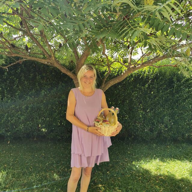 Claudia Kueschnig aus Pudlach verrät ihr Rezept für den Holunderblütensirup. | Foto: Privat