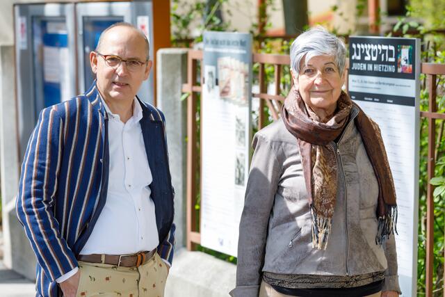 Robert Streibel und Heide Manhartsberger-Zuleger haben gemeinsam das Projekt über Hans Georg Friedmann gemacht.  | Foto: Ludwig Schedl
