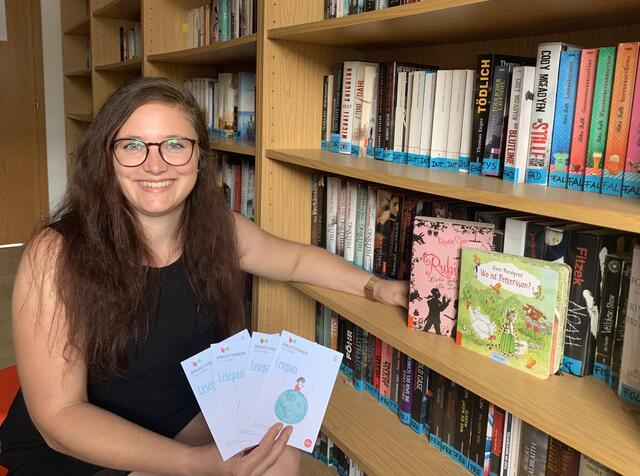 Katharina Dick ist seit Mai 2021 neue Leiterin der Riedauer Bücherei. | Foto: Gemeinde Riedau
