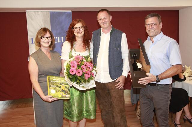 Fritz und Verena Lengauer mit Barbara und Erwin Hatzmann. | Foto: C. Hochpöchler/Lionsclub