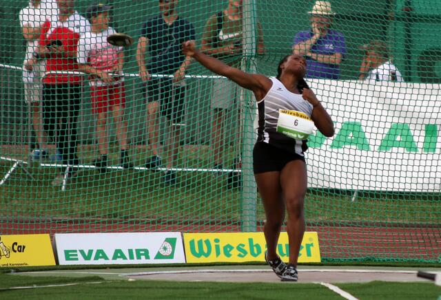 Djeneba Touré (ATG) holte sich ihren vierten Titel in Folge im Diskuswurf mit 53,51m und gewann Gold. | Foto: ÖLV