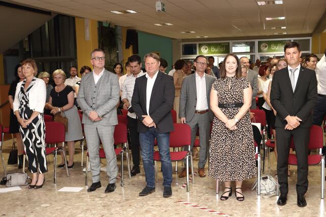 Die Ehrengäste der Verabschiedung mit Direktorin Gudrun Finder (l.) | Foto: Scherr
