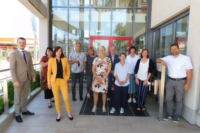 In einer Experten-Runde wurde der Mangel an Kindergarten-Pädagogen im Bezirk diskutiert. | Foto: ÖGB Braunau