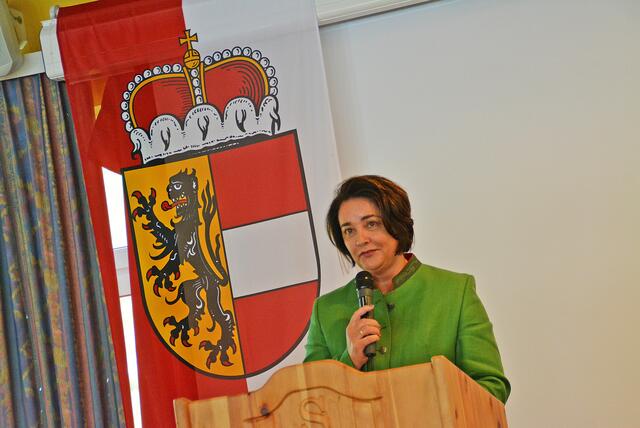 Bezirkshauptfrau Michaela Rohrmoser (Archivfoto): "Die gute Zusammenarbeit in der Bezirkshauptmannschaft wurde durch die Pandemie herausgefordert aber unser aller Zusammenhalt hat sich dadurch noch verstärkt" | Foto: Peter J. Wieland
