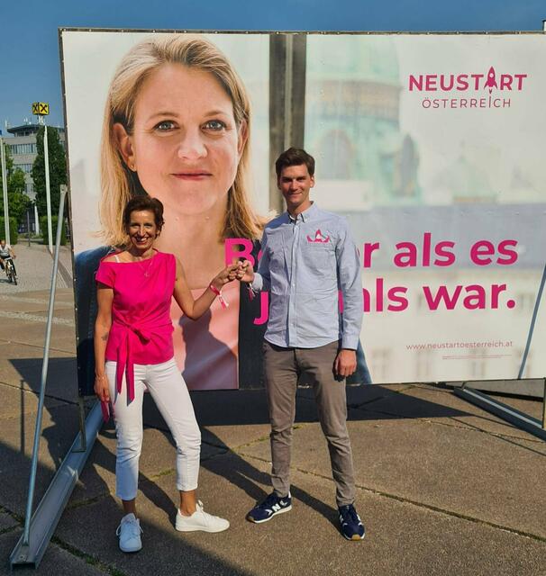 NEOS-Landessprecherin Indra Collini mit dem Abgeordneten zum Nationalrat Douglas Hoyos  | Foto: NEOS