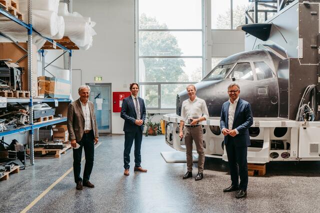 NAbg. Joachim Schnabel, Staatssekretär Magnus Brunner, Vizebürgermeister Johann Kießner-Haiden und Geschäftsführer Christian Theuermann | Foto: Michaela Lorber