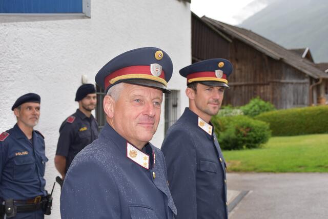 Wechsel an der Spitze der Neustifter Polizei: Thomas Zingerle (r.) folgt Johannes Spörr (l.) als Kommandant nach. | Foto: Kainz