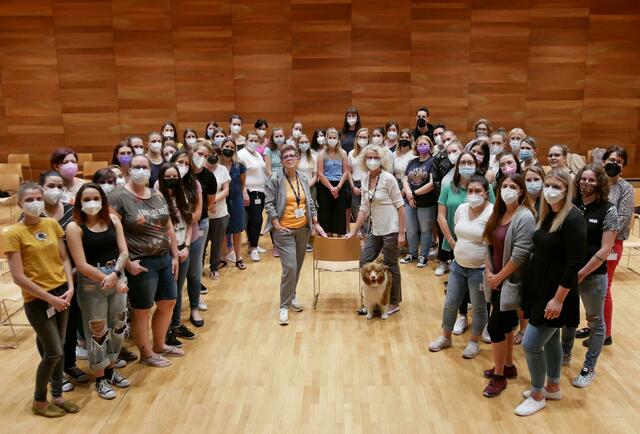 Für die Auszubildenden und Studierenden des BiZ Zams war der Vortrag von Helga Rohra eine Bereicherung, die neue Perspektiven zum Thema Demenz aufzeigte. | Foto: BiZ/ Agentur Polak