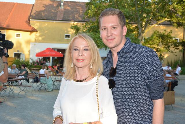 gErda Rogers mit Autor Clemens Trischler 