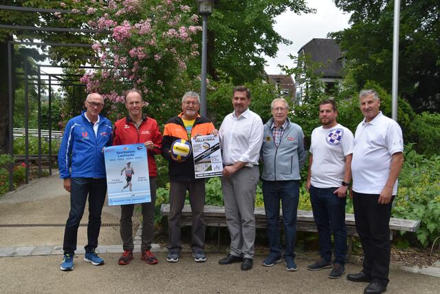 Leo Schauppenlehner, Wolfgang Schorn, Gottfried Winkelhofer, Werner Krammer, Karl Grill, Pirmin Schwarenthorer und Peter Engelbrechtsmüller. | Foto: Sara Handl
