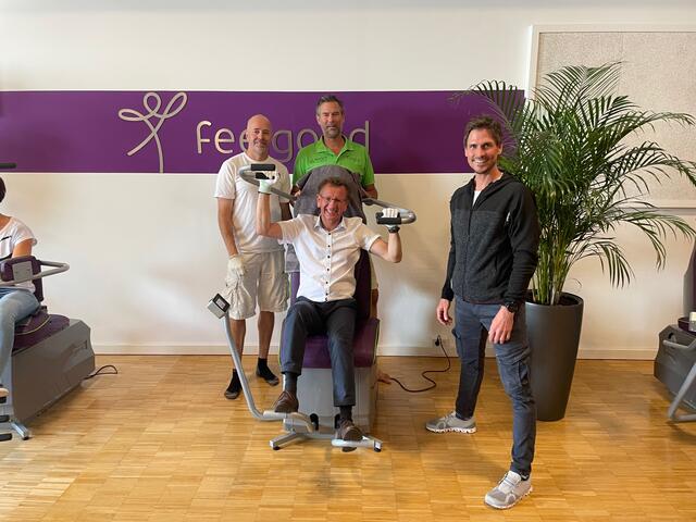 Felix Gottwald, Trond Nystad und Roland Radacher freuten sich über den Besuch von Zells Bürgermeister Andreas Wimmreuter | Foto: Peter Weiss