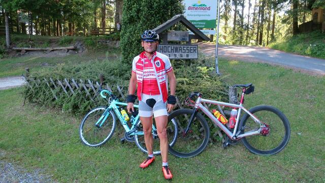 Macht heuer im August die 900.000 gefahrenen Radkilometer voll: Gernot Turnowsky aus Raaba-Grambach startet heute in Slowenien. | Foto: KK