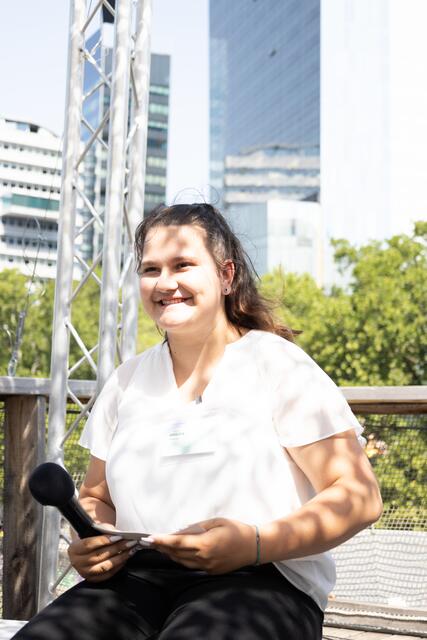 Die PTS-Schülerin Melanie Prietl aus Deutschfeistritz überzeugte mit ihren Fragen. | Foto: BMSGPK/Kirchmayer