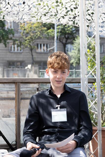 Matteo Pusterhofer aus Gratwein-Straßengel war beim Gespräch dabei. | Foto: BMSGPK/Kirchmayer