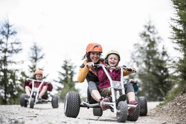 Mountaincarts am Sommerberg Fendels. | Foto: Kaunertaler Gletscher/Daniel Zangerl