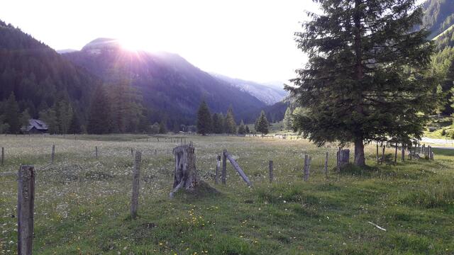 der Tag neigt sich dem Ende zu... | Foto: I.Wozonig