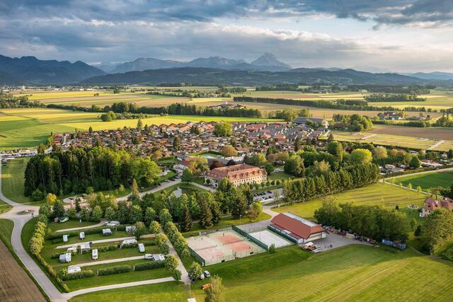 Die 20 Hektar große Anlage des "Almtal Camp" in Pettenbach im Bezirk Kirchdorf.  | Foto: Almtal Camp/Herndler