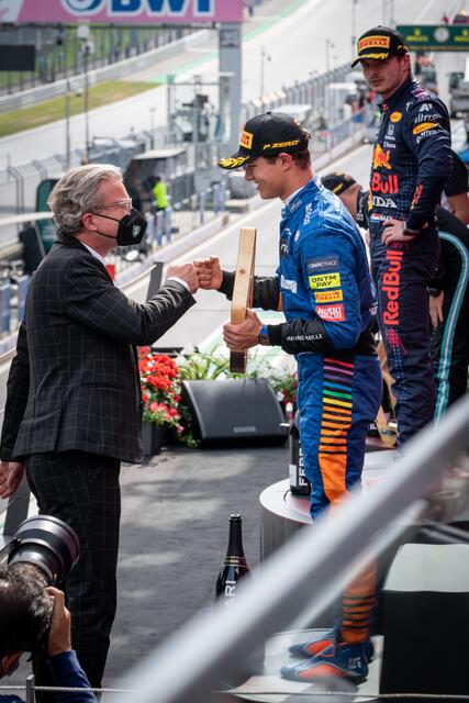 Bei der Siegerehrung: M. Verstappen (r.), Chr. Drexler | Foto: steiermark.at/Streibl