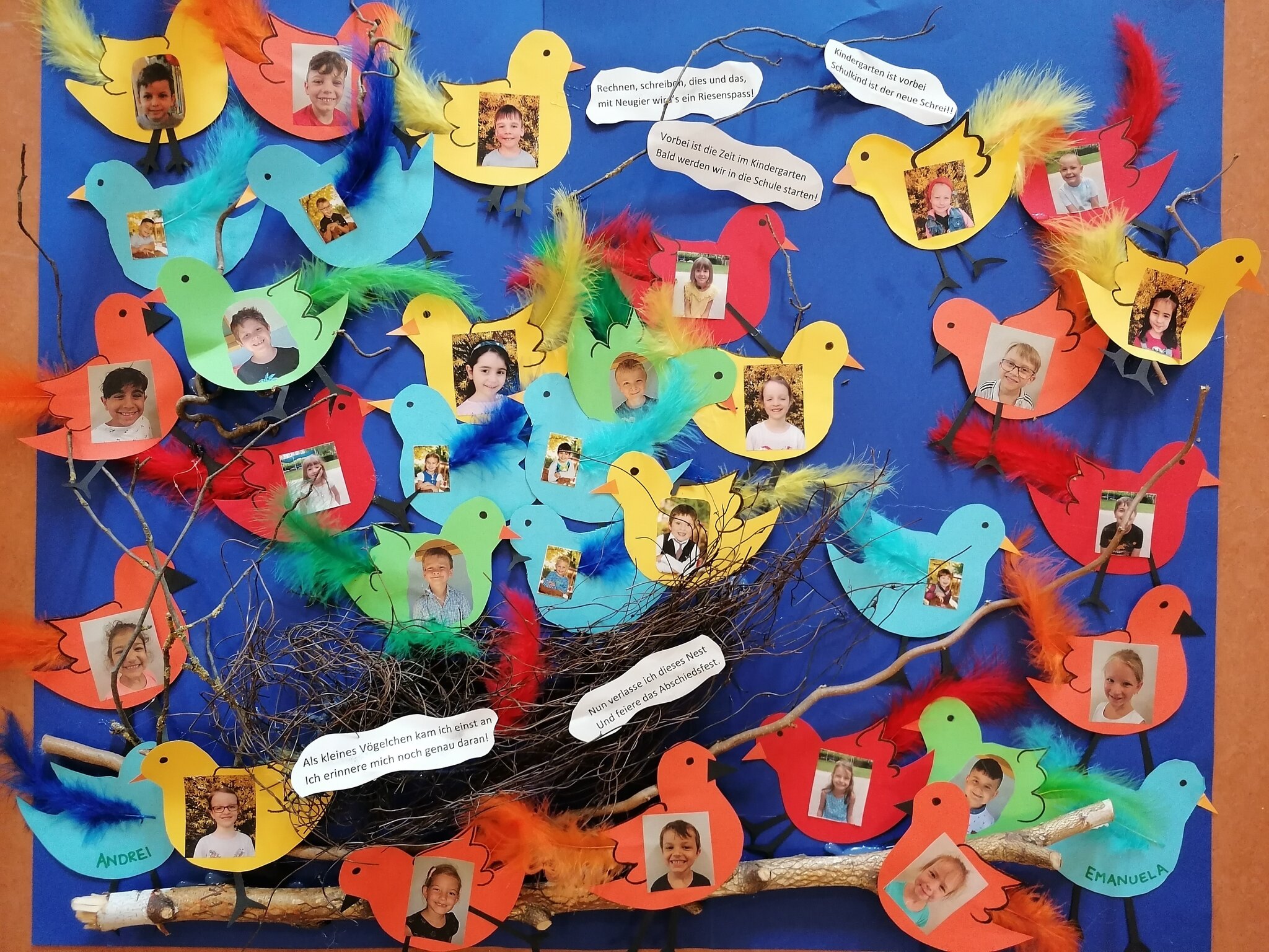  Unsere Schulanfänger: BUNTE WELT Kindergarten Schwertberg - Perg Illustration 